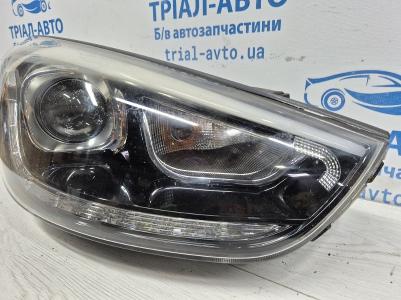 Фара правая IX35 2009-2015 LM 1.7 diesel D4FD Фара правая IX35 2009-2015 LM 1.7 diesel D4FD
