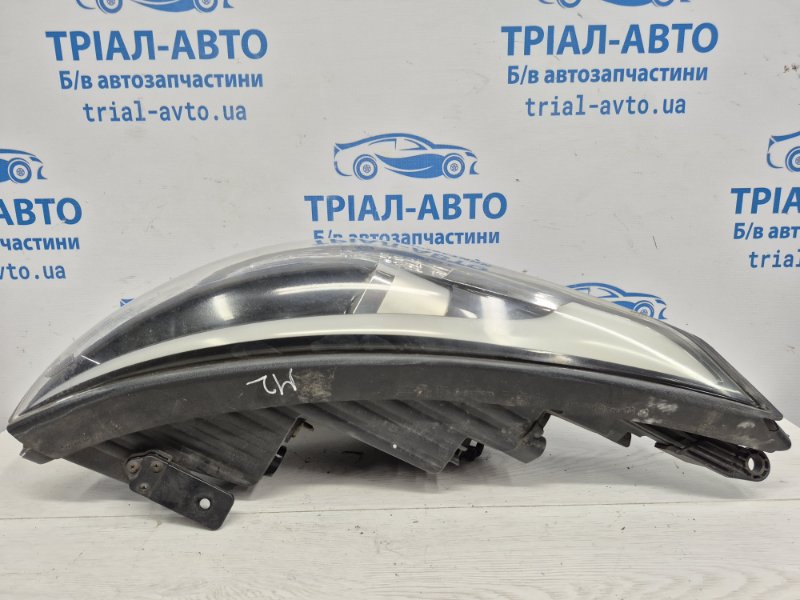Фара правая IX35 2009-2015 LM 1.7 diesel D4FD Фара правая IX35 2009-2015 LM 1.7 diesel D4FD