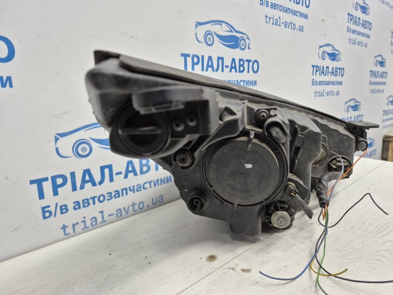 Фара левая IX35 2009-2015 LM 1.7 diesel D4FD Фара левая IX35 2009-2015 LM 1.7 diesel D4FD
