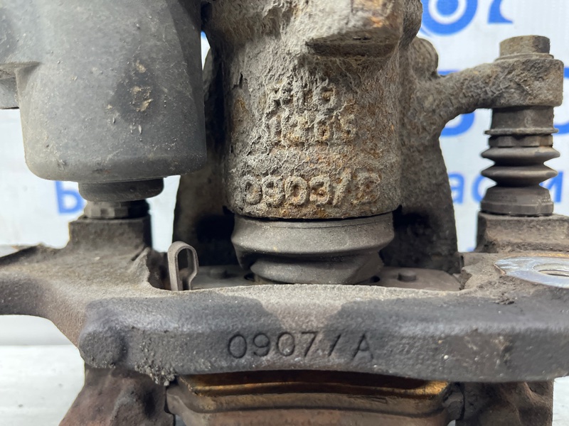 Суппорт задний правый Qashqai 2013-2022 J11 1.6 diesel R9M Суппорт задний правый Qashqai 2013-2022 J11 1.6 diesel R9M
