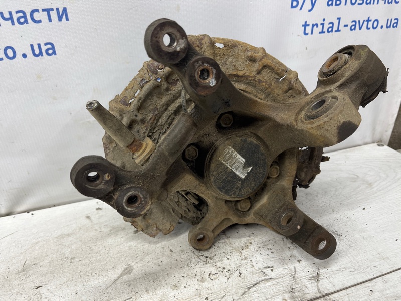 Цапфа задняя левая со ступицей IX35 2009-2015 LM 1.7 diesel D4FD Цапфа задняя левая со ступицей IX35 2009-2015 LM 1.7 diesel D4FD