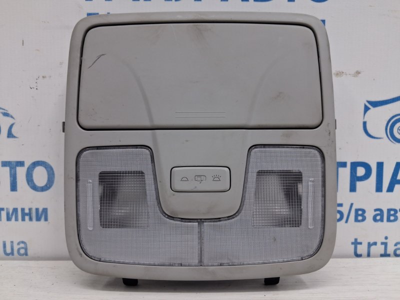 Запчасть плафон передний Hyundai IX35 2009-2015 LM 1.7 diesel D4FD 928002S100OM Б/У Плафон передний Hyundai IX35 2009-2015 LM 1.7 diesel D4FD 928002S100OM Б/У