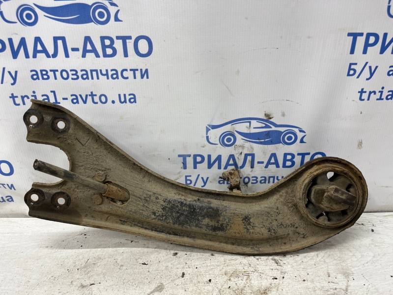 Рычаг задний продольный правый IX35 2009-2015 LM 1.7 diesel D4FD Рычаг задний продольный правый IX35 2009-2015 LM 1.7 diesel D4FD
