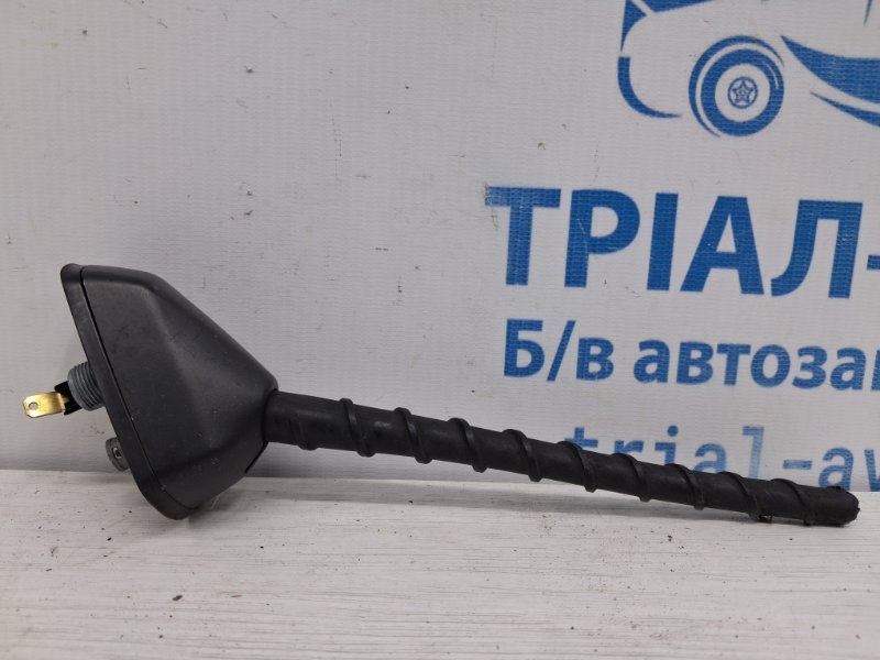 Запчасть антенна Hyundai IX35 2009-2015 LM 1.7 diesel D4FD 962002S000 Б/У Антенна Hyundai IX35 2009-2015 LM 1.7 diesel D4FD 962002S000 Б/У