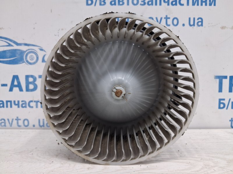 Моторчик печки 3 2013-2019 BM 2.2 diesel Моторчик печки 3 2013-2019 BM 2.2 diesel