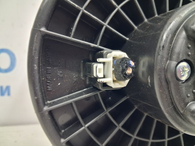 Моторчик печки 3 2013-2019 BM 2.2 diesel Моторчик печки 3 2013-2019 BM 2.2 diesel