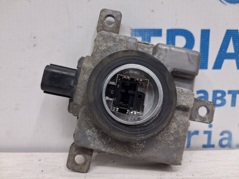 Блок розжига ксеноновой фары 3 2013-2019 BM 2.2 diesel Блок розжига ксеноновой фары 3 2013-2019 BM 2.2 diesel