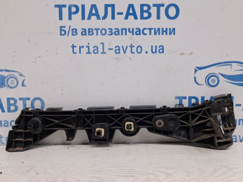 Кронштейн бампера задний левый Mazda 3 BM 2.2 diesel Кронштейн бампера задний левый Mazda 3 BM 2.2 diesel