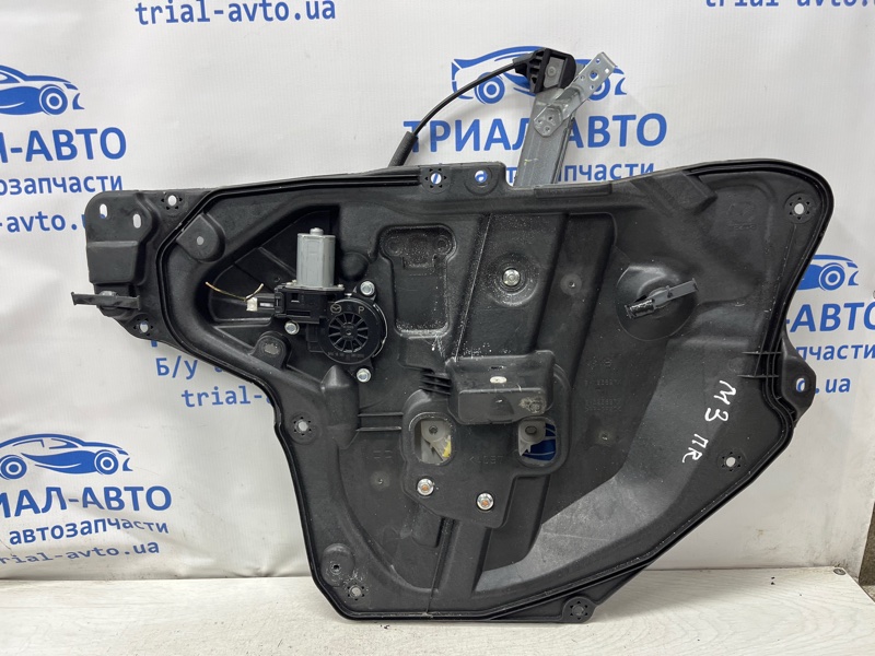 Запчасть стеклоподъемник передний правый Mazda 3 2013-2019 BM 2.2 diesel BHS25897X Б/У Стеклоподъемник передний правый Mazda 3 2013-2019 BM 2.2 diesel BHS25897X Б/У