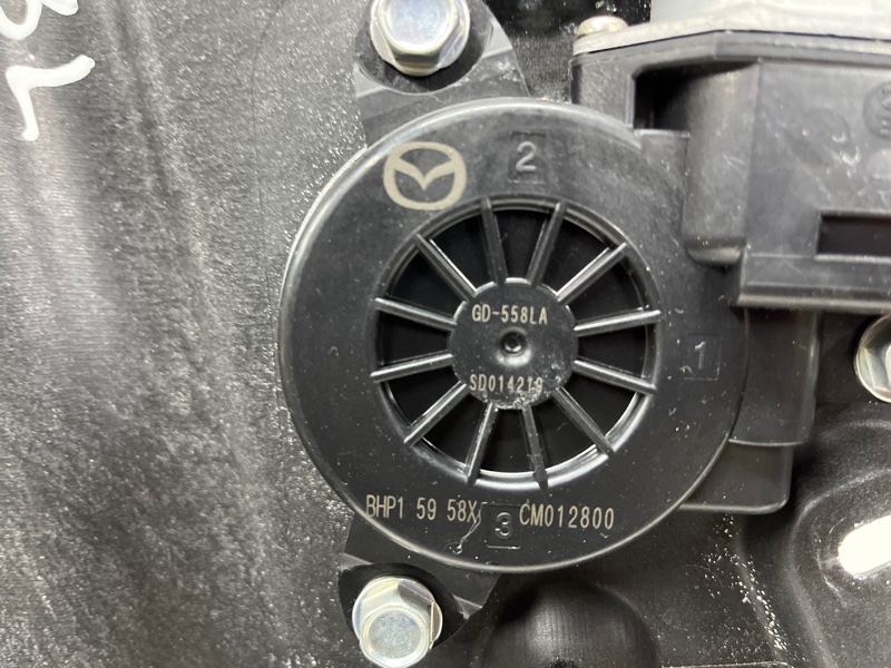 Стеклоподъемник задний левый 3 2013-2019 BM 2.2 diesel Стеклоподъемник задний левый 3 2013-2019 BM 2.2 diesel