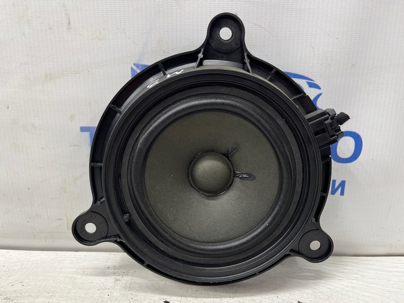 Запчасть динамик двери Mazda 3 2013-2019 BM 2.2 diesel GHR166960 Б/У Динамик двери Mazda 3 2013-2019 BM 2.2 diesel GHR166960 Б/У