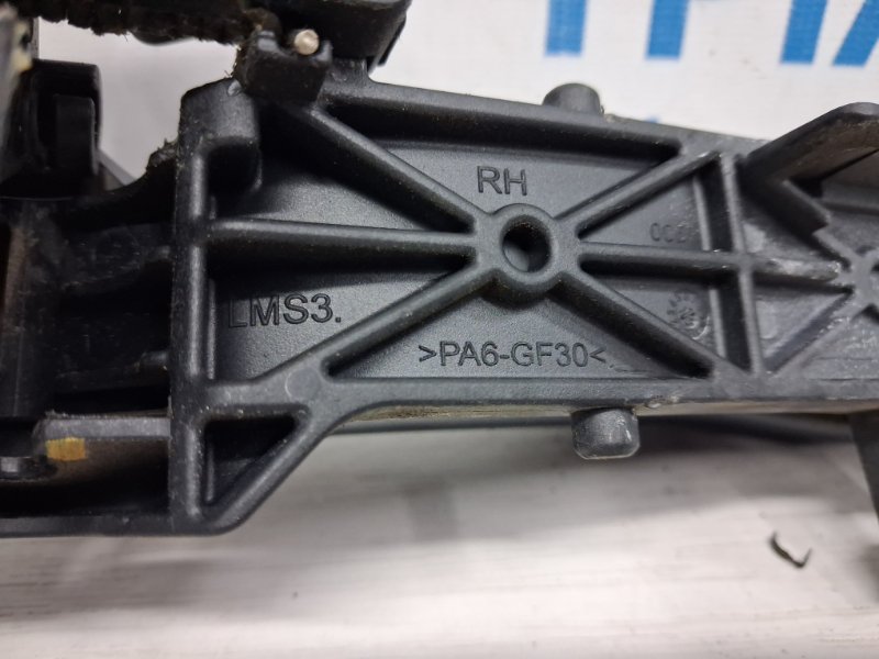 Ручка двери внешняя передняя правая IX35 2009-2015 LM 1.7 diesel D4FD