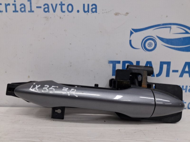 Ручка двери внешняя задняя правая Hyundai IX35 2009-2015 LM 1.7 diesel D4FD Б/У