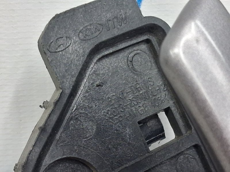 Ручка двери внутренняя левая IX35 2009-2015 LM 1.7 diesel D4FD