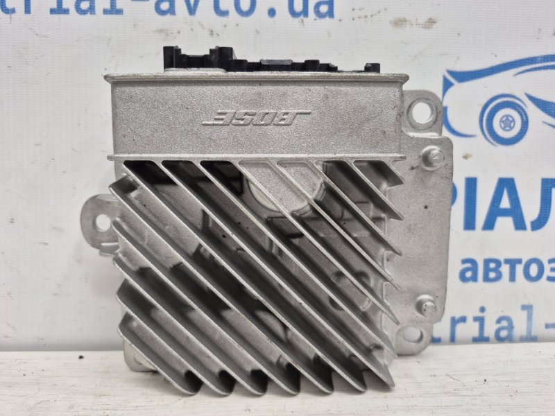 Запчасть усилитель аудиосистемы Mazda 3 2013-2019 BM 2.2 diesel BHP566A20 Б/У Усилитель Аудиосистемы Mazda 3 2013-2019 BM 2.2 diesel BHP566A20 Б/У