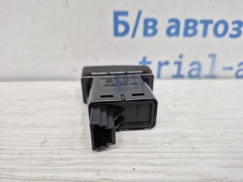 Кнопка аварийки Mazda 3 BM 2.2 diesel Кнопка аварийки Mazda 3 BM 2.2 diesel