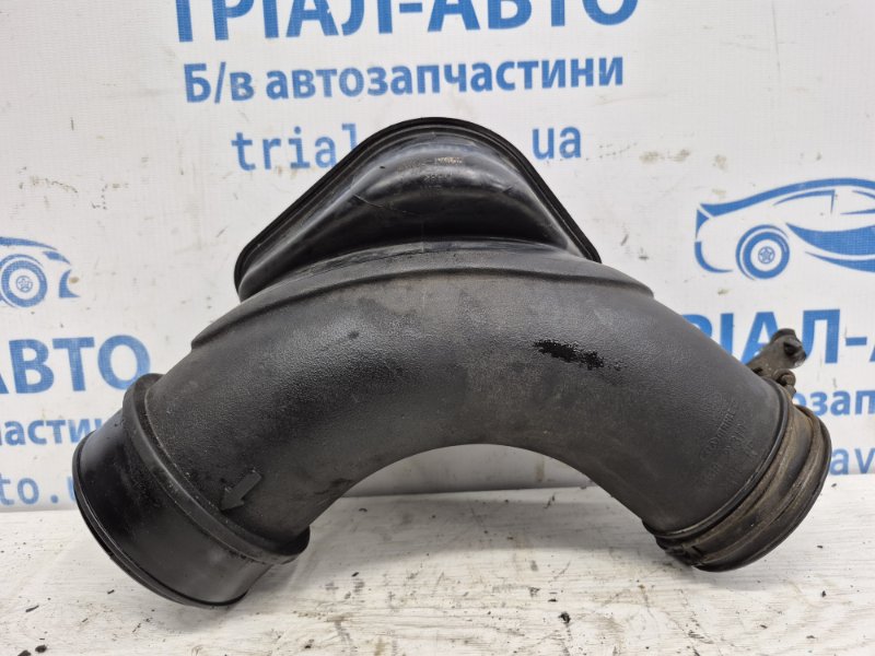 Воздуховод Hyundai IX35 LM 1.7 diesel D4FD Воздуховод Hyundai IX35 LM 1.7 diesel D4FD