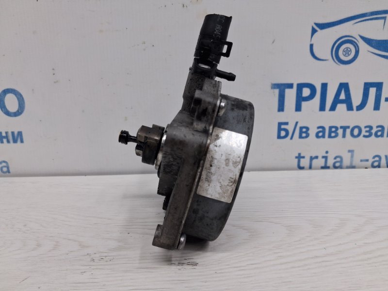 Запчасть насос вакуумный Hyundai IX35 2009-2015 LM 1.7 diesel D4FD 288102F000 Б/У Насос вакуумный Hyundai IX35 2009-2015 LM 1.7 diesel D4FD 288102F000 Б/У