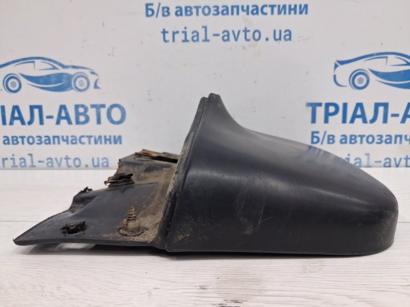 Брызговик задний левый Mitsubishi Pajero Sport K9 2.5 Diesel 4D56