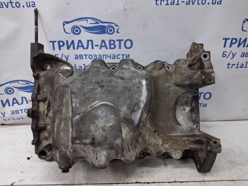 Запчасть поддон мотора Ford Explorer 2011-2019 5 3.5 бензин ENKX0 DG1Z-6675-F Б/У Поддон мотора Ford Explorer 2011-2019 5 3.5 бензин ENKX0 DG1Z-6675-F Б/У