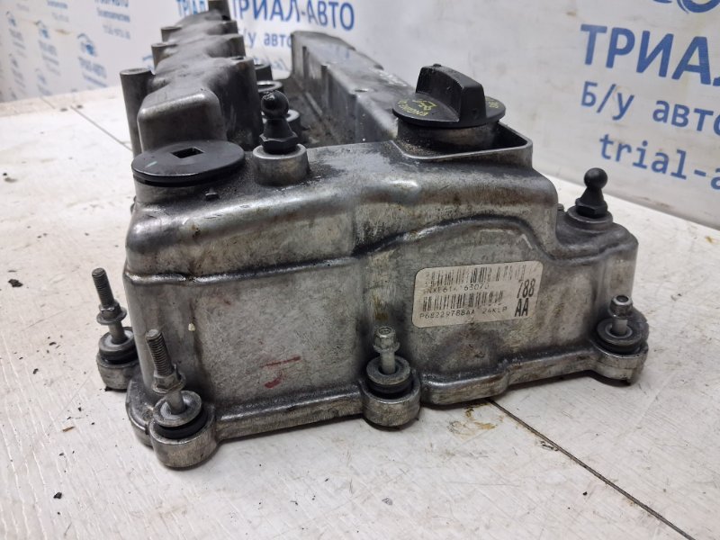Крышка клапанная Jeep Cherokee KL 2.4 бензин ED6 Крышка клапанная Jeep Cherokee KL 2.4 бензин ED6
