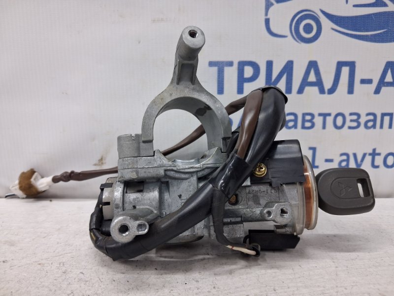 Запчасть замок зажигания Mitsubishi Pajero Sport 1996-2008 K9 2.5 Diesel 4D56 MR390395 Б/У Замок зажигания Mitsubishi Pajero Sport 1996-2008 K9 2.5 Diesel 4D56 MR390395 Б/У