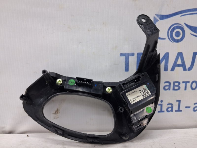 Кнопки руля IX35 2009-2015 LM 1.7 diesel D4FD Кнопки руля IX35 2009-2015 LM 1.7 diesel D4FD