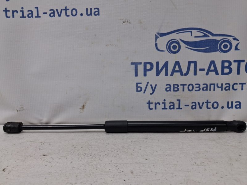 Запчасть амортизатор капота Hyundai Santa fe 2012-2019 DM 2.4 бензин G4KJ 811614Z000 Б/У Амортизатор капота Hyundai Santa fe 2012-2019 DM 2.4 бензин G4KJ 811614Z000 Б/У