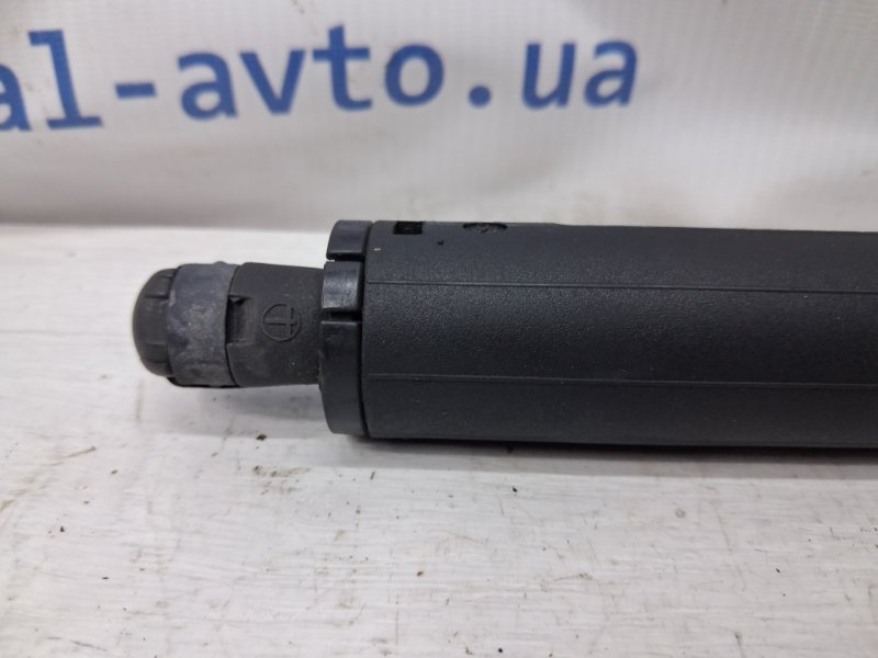 Амортизатор крышки багажника Explorer 2011-2019 5 3.5 бензин ENKX0 Амортизатор крышки багажника Explorer 2011-2019 5 3.5 бензин ENKX0