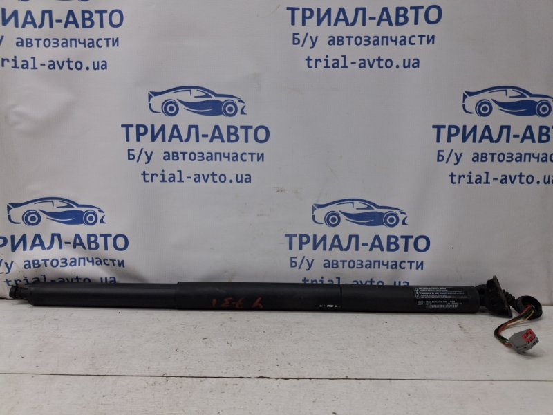 Амортизатор крышки багажника Ford Escape 2012-2019 3 2.0 бензин ENR90 CJ54S402A55AC Б/У