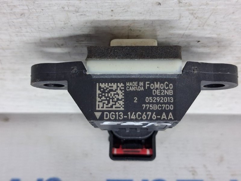 Датчик удара (AIRBAG) Ford Explorer 5 3.5 бензин ENKX0 Датчик удара (AIRBAG) Ford Explorer 5 3.5 бензин ENKX0