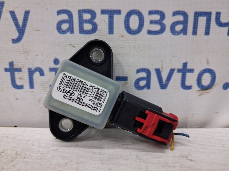Запчасть датчик удара (airbag) Kia Optima 2010-2016 TF 2.4 бензин G4KJ 959201M200 Б/У Датчик удара (AIRBAG) Kia Optima 2010-2016 TF 2.4 бензин G4KJ 959201M200 Б/У