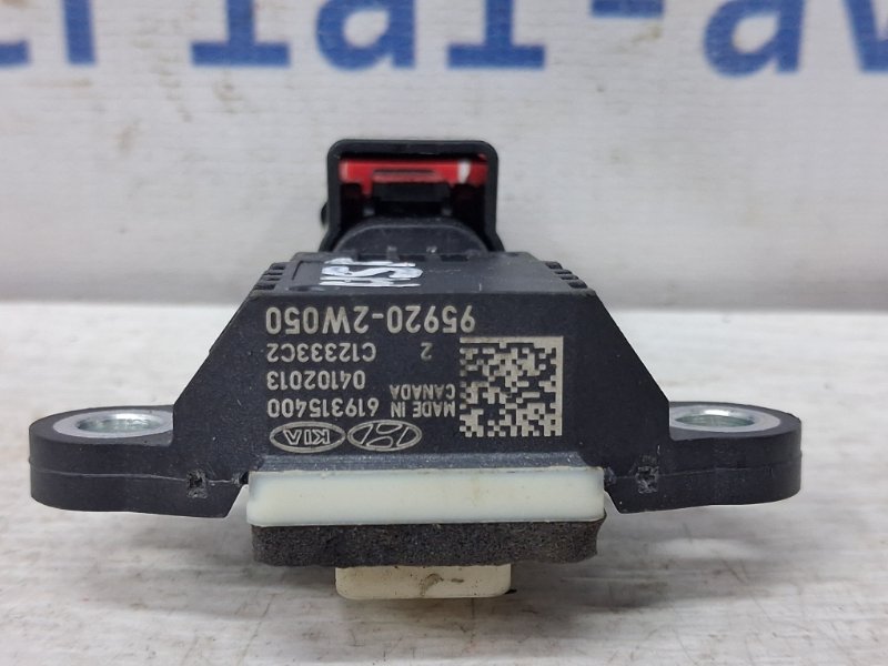 Датчик удара (AIRBAG) Hyundai Santa fe DM 2.4 бензин G4KJ Датчик удара (AIRBAG) Hyundai Santa fe DM 2.4 бензин G4KJ