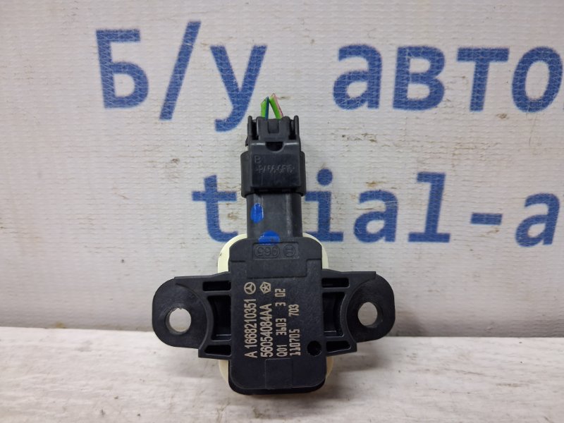 Запчасть датчик удара (airbag) Dodge Journey 2007-2020 1 2.4 бензин ED3 56054084AA Б/У Датчик удара (AIRBAG) Dodge Journey 2007-2020 1 2.4 бензин ED3 56054084AA Б/У
