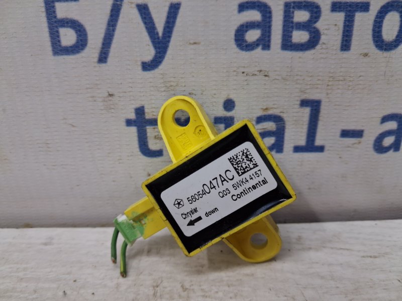 Запчасть датчик удара (airbag) Dodge Journey 2007-2020 1 2.4 бензин ED3 56054047AC Б/У Датчик удара (AIRBAG) Dodge Journey 2007-2020 1 2.4 бензин ED3 56054047AC Б/У