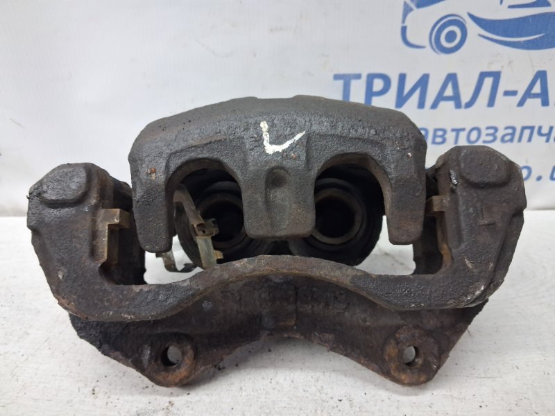 Суппорт передний левый Pajero Sport 1996-2008 K9 2.5 Diesel 4D56 Суппорт передний левый Pajero Sport 1996-2008 K9 2.5 Diesel 4D56