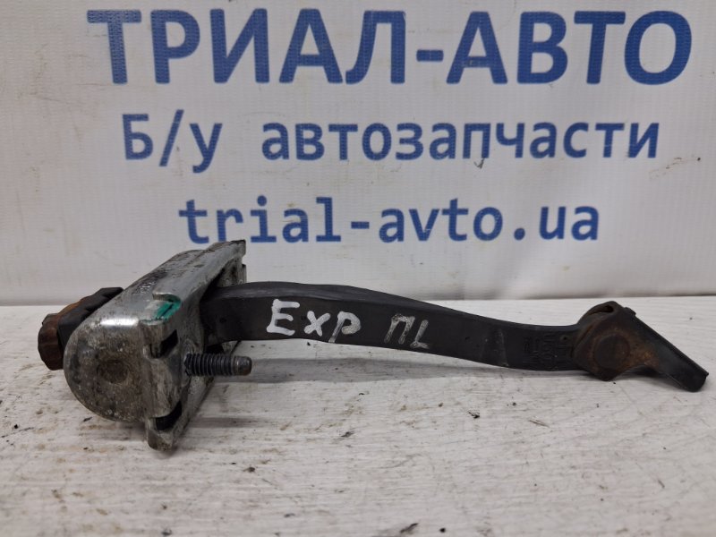 Запчасть ограничитель двери передний левый Ford Explorer 2011-2019 5 3.5 бензин ENKX0 BB5Z7823552A Б/У Ограничитель двери передний левый Ford Explorer 2011-2019 5 3.5 бензин ENKX0 BB5Z7823552A Б/У
