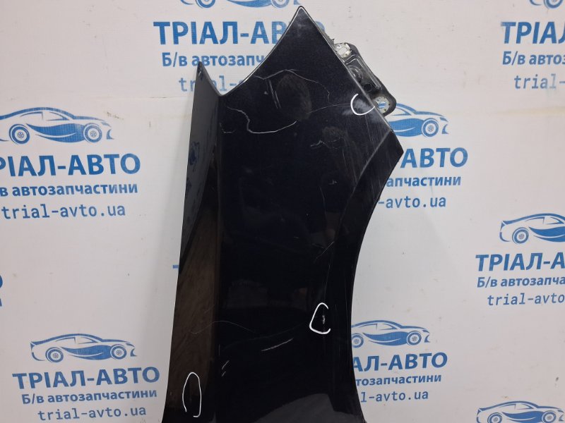 Крыло переднее правое Skoda Fabia 5J 1.4 diesel Крыло переднее правое Skoda Fabia 5J 1.4 diesel