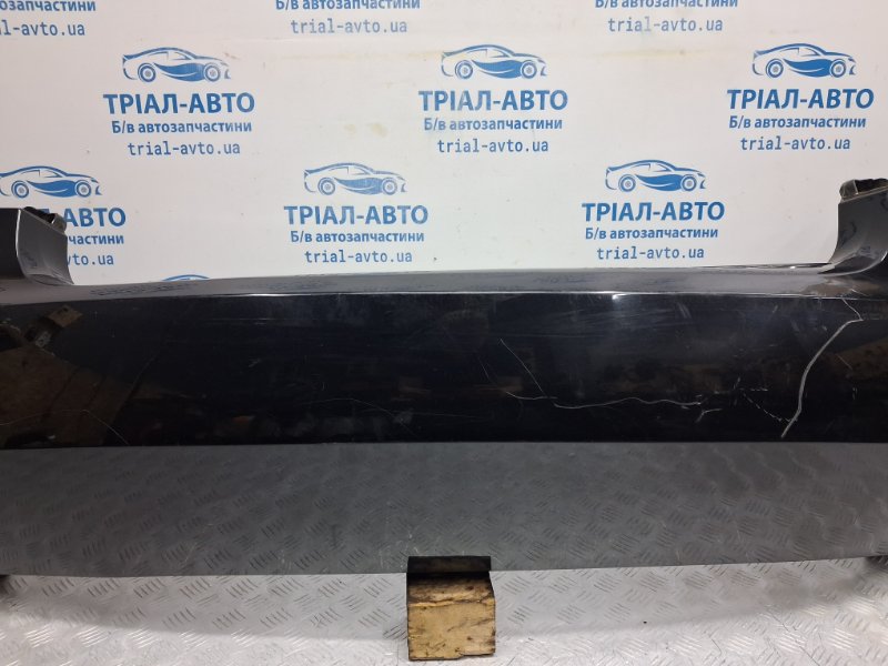 Бампер задний Fabia 2007-2014 5J 1.4 diesel Бампер задний Fabia 2007-2014 5J 1.4 diesel