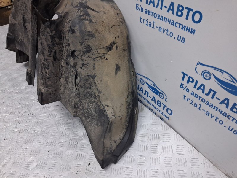Подкрылок задний правый Fabia 2007-2014 5J 1.4 diesel