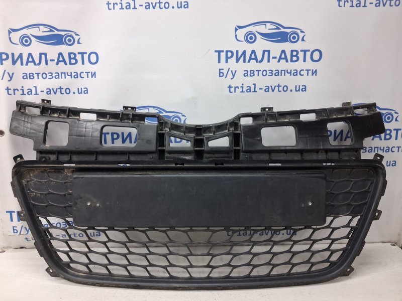 Запчасть решетка бампера центральная Hyundai I30 2007-2012 FD 1.6 diesel D4FB 865612L010 Б/У Решетка бампера центральная Hyundai I30 2007-2012 FD 1.6 diesel D4FB 865612L010 Б/У
