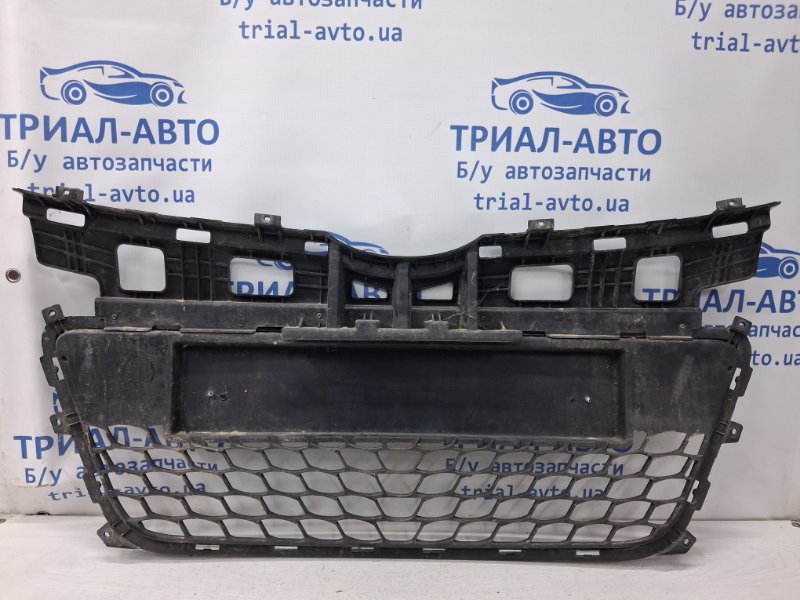 Решетка бампера центральная I30 2007-2012 FD 1.6 diesel D4FB Решетка бампера центральная I30 2007-2012 FD 1.6 diesel D4FB