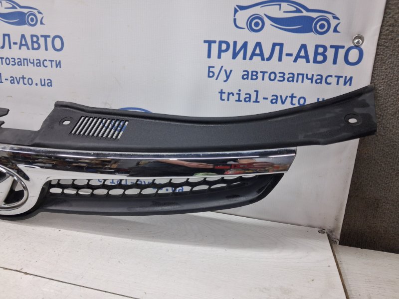 Решетка радиатора Hyundai I30 FD 1.6 diesel D4FB Решетка радиатора Hyundai I30 FD 1.6 diesel D4FB