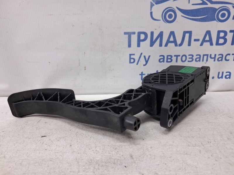 Педаль газа Skoda Fabia 5J 1.4 diesel