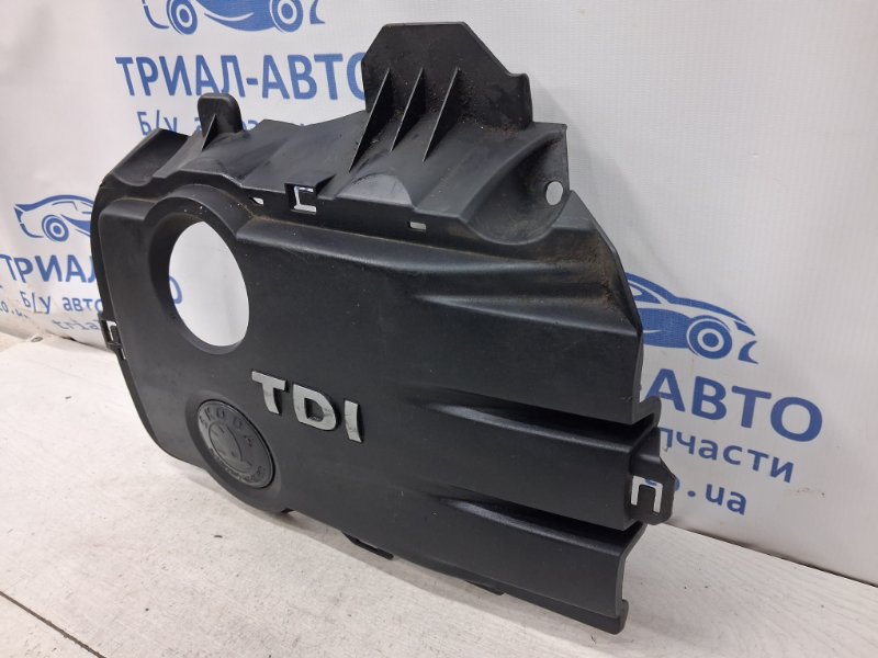 Декоративная крышка ДВС Fabia 2007-2014 5J 1.4 diesel Декоративная крышка ДВС Fabia 2007-2014 5J 1.4 diesel