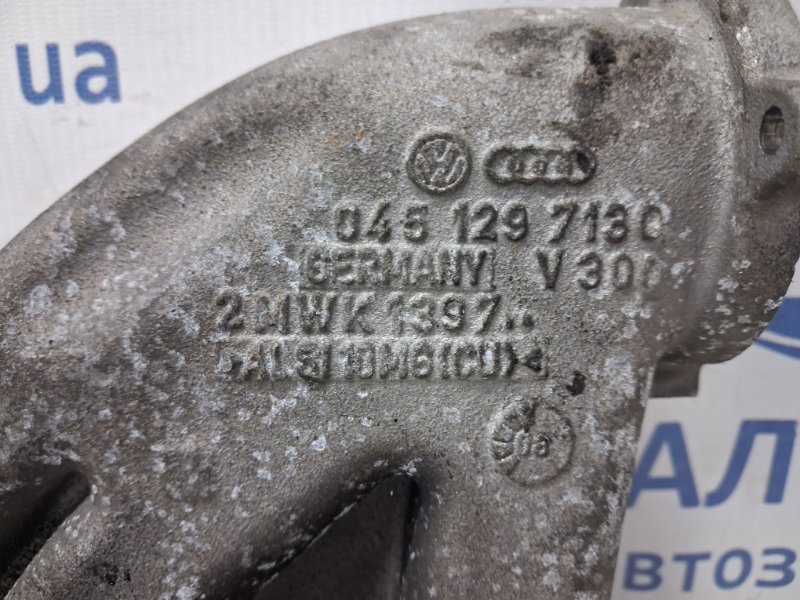 Коллектор впускной металл Fabia 2007-2014 5J 1.4 diesel Коллектор впускной металл Fabia 2007-2014 5J 1.4 diesel