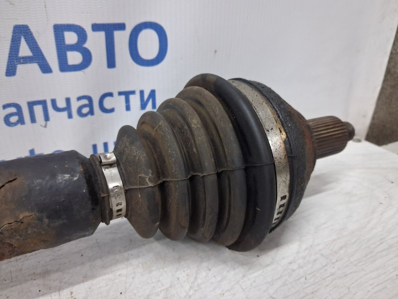 Привод передний правый Skoda Fabia 5J 1.4 diesel