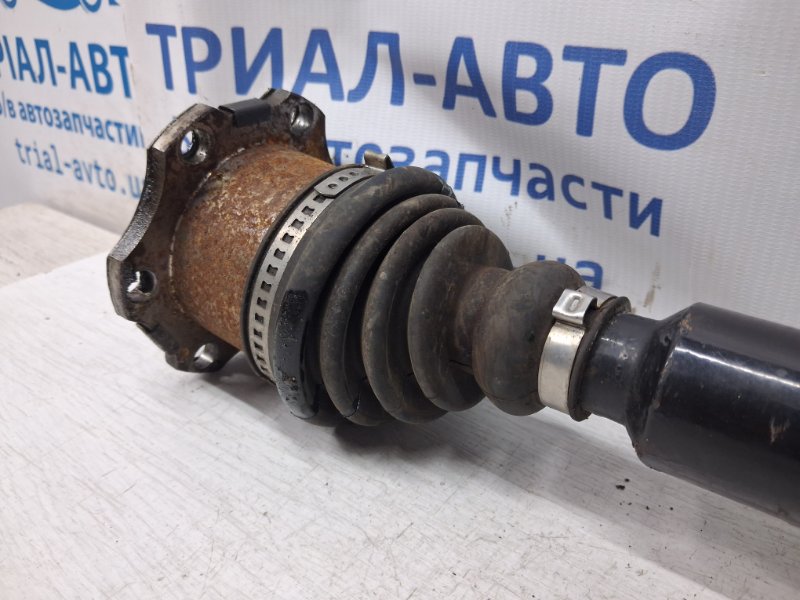 Привод передний правый Fabia 2007-2014 5J 1.4 diesel