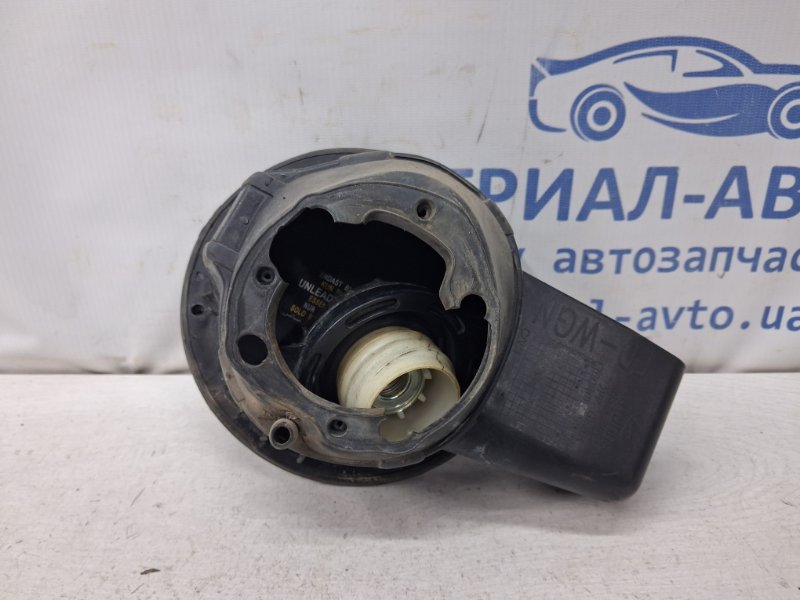 Лючок бака Hyundai I30 FD 1.6 бензин G4FC Лючок бака Hyundai I30 FD 1.6 бензин G4FC