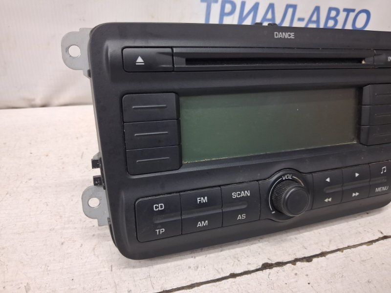 Магнитофон Fabia 2007-2014 5J 1.4 diesel Магнитофон Fabia 2007-2014 5J 1.4 diesel
